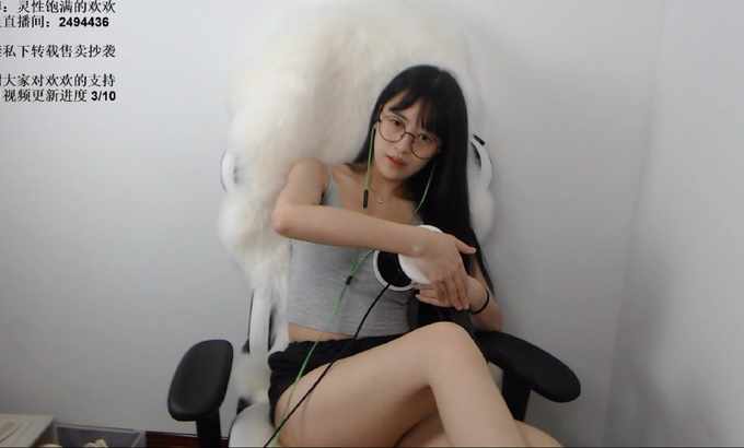 灵性饱满的欢欢 asmr主播灵性饱满的欢欢耳骚轻语助眠