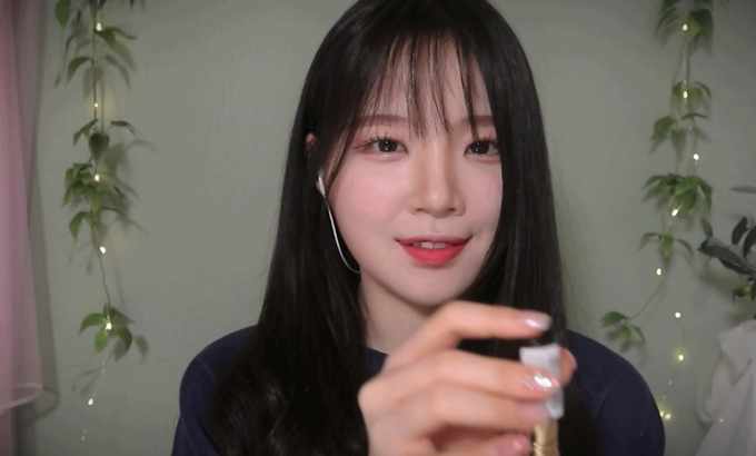 nara ASMR（Sub•0）闭上唇膏的短理（短触发）唇膏开启和关闭声音