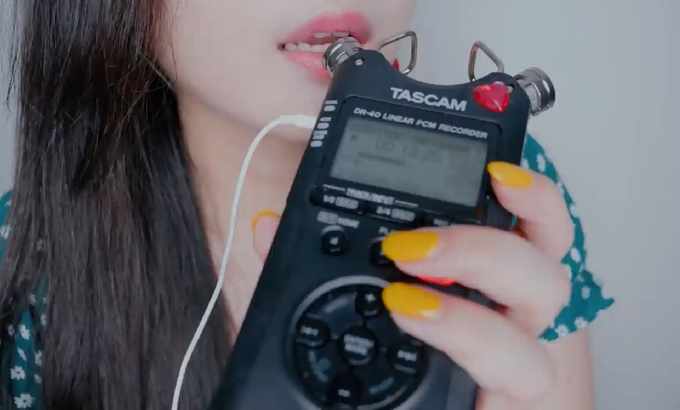 MELODY 无人声 ASMR深... zzz嘴里的声音