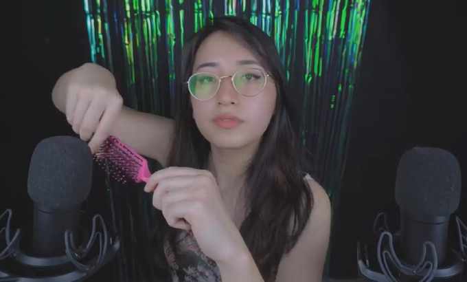 Clareee 1小时内ASMR 100刺耳 ?睡眠的触发器分类