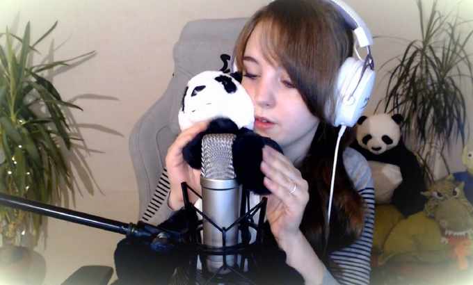 Gril ASMR-蓬松的声音和事物