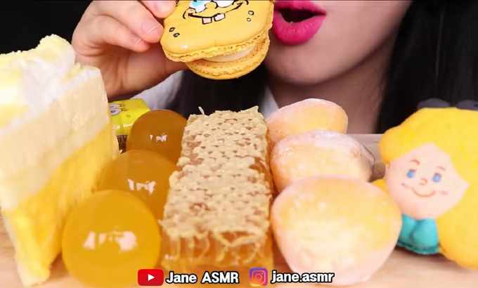 Jane 无人声 ASMR黄色食品*芒果冰激凌，蜂窝状，芒果果冻，甜土豆蛋糕먹방食用声音