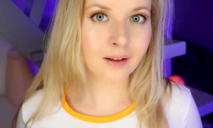 Valeriya 仇恨者的ASMR ?