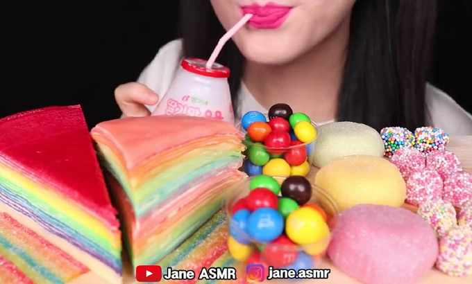 Jane 无人声 ASMR 彩虹甜点*绉蛋糕，M＆M巧克力球，果冻皮带彩虹甜食餐厅饮食声音