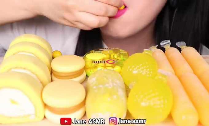 Jane 无人声 ASMR 黄甜品*冰激凌，果冻流行音乐，香蕉甜品，芒果软糖黄色甜品进餐室进餐声音