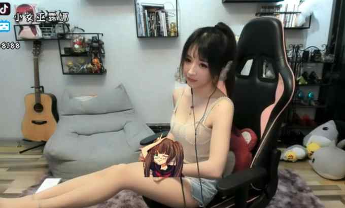 Luna77 小女巫露娜 ASMR 酥麻耳边呼吸 低语 口腔音