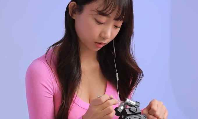 Milky ASMR ?粘胶带声? 剥去生锈胶带的声音❤️