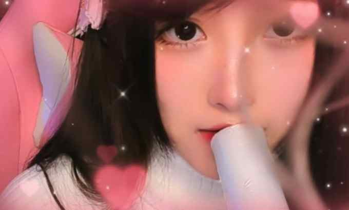 二呆酱 ASMR 二呆耳道直升机舔耳剪辑 i了i了?