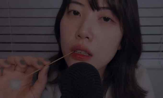 DOOBOO ASMR 非常接近的嘴巴声音和各种视觉触发(颂延音，注入良好的能量，面部起誓)