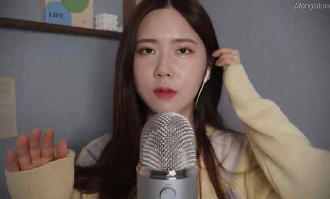 Mongsilunnie ASMR.SUB 舒适的睡眠耳语[银色按钮拆箱]?