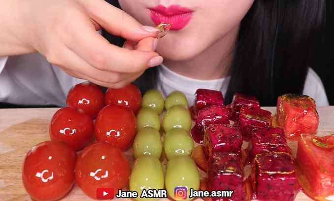 Jane ASMR 西瓜糖葫芦、火龙果糖葫芦、番茄糖葫芦 西瓜糖葫芦、龙和糖葫芦、葡萄吃肉 吃的声音