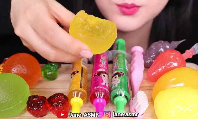 Jane ASMR 食用牙刷、食用牙膏、果冻射手 吃牙刷，吃牙膏，果冻射手mukbang 吃的声音