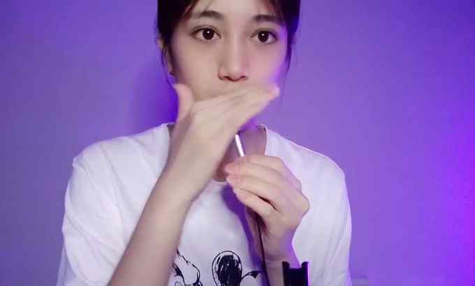 ASMR 口音 | 口腔音助眠?