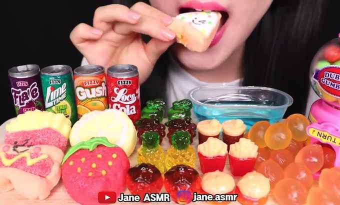 Jane ASMR 泡泡糖、苏打糖、软糖、泡泡糖、果冻面 MUKBANG 肥皂泡果冻、碳酸糖果、泡泡糖吃播