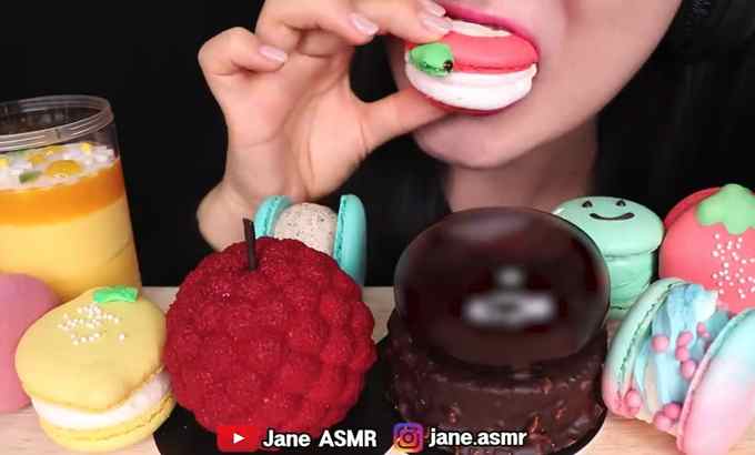 Jane ASMR 大浆果、巧克力蛋糕、慕斯蛋糕、马卡龙 大莓蛋糕、巧克力慕斯蛋糕、马卡龙吃播 吃的声音