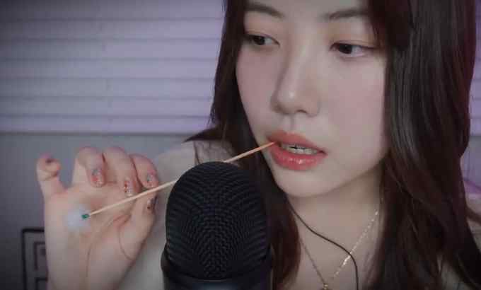 DOOBOO ASMR Somnyongnyong触发，幸存者聚集? 口音，手部动作 口音、手部动作