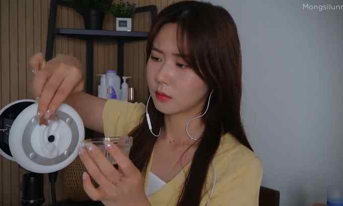 Mongsilunnie ASMR.SUB温馨舒适的耳部按摩沙龙