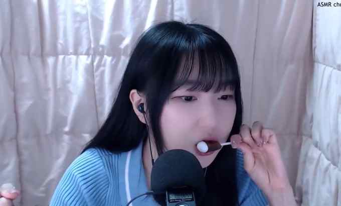 chu_a츄아 ASMR 棒棒糖（啤酒糖）吃的声音ㅣ棒棒糖吃糖的声音ㅣ 糖果