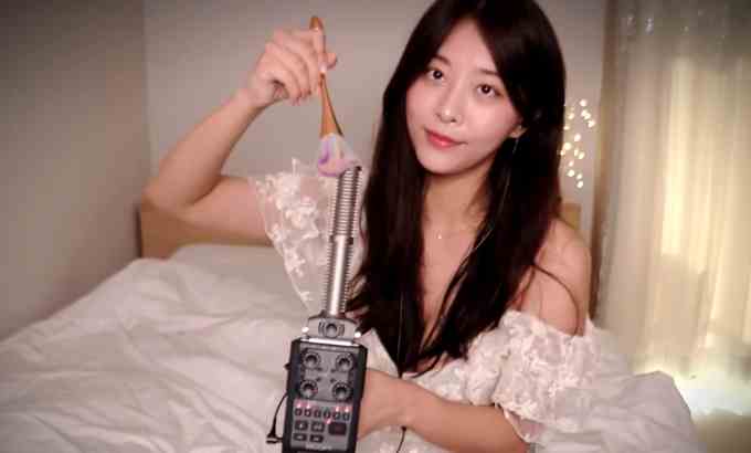 Fly-MIMO ASMR l 令人陶醉的耳部按摩?? (刷，呼吸，触摸)