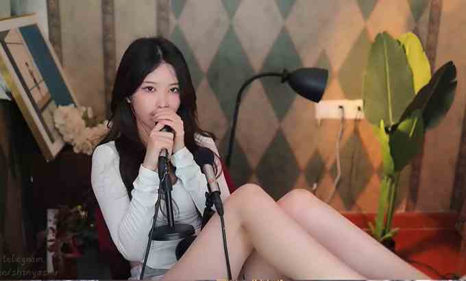 抱抱er 直播被ban的姿势口腔音