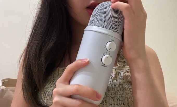 Jellymeow [台灣ASMR] 快速口腔音 手部动作快速的口音