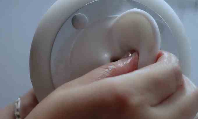 LazyMiu 无人声 台灣ASMR | 乳液耳朵按摩 | 耳部按摩舒缓乳液 | 不说话