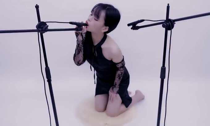 🥰晓美-ASMR 口腔音 舔耳 弹舌音 按摩 喘息 ｜4k 喘息口音舔耳弹舌音丝袜