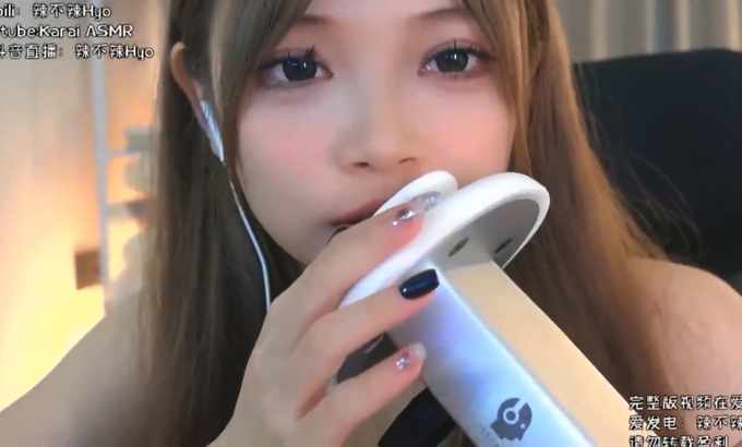 karai【Karai ASMR】口音&舔耳 口腔音吃掉你的烦恼和近距离耳朵往外舔耳三个预览