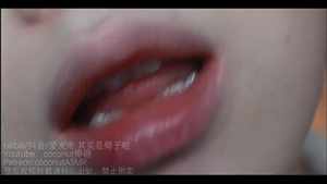 coconut椰砸/其实是椰子啦 ASMR舔耳助眠