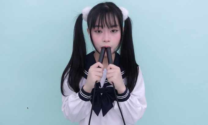 晓美 🥰晓美 Xiao Mei ASMR 舔耳口腔音喘息 舔耳朵 舔和吃 舔耳朵