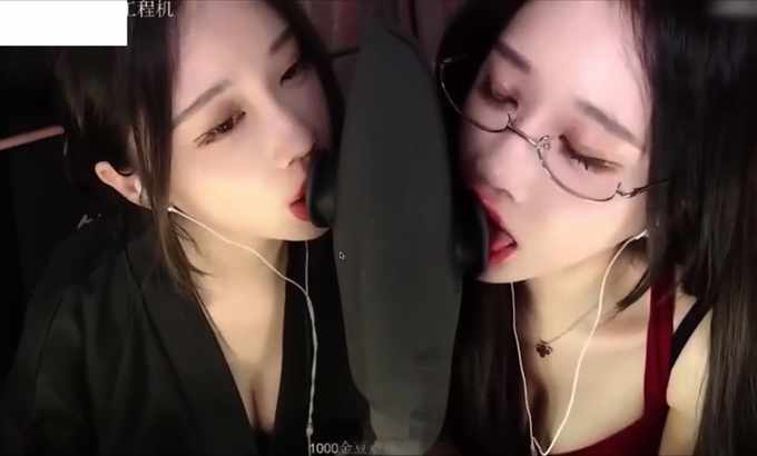 轩子巨2兔 asmr轩子老师 全程究极舔耳口腔音 帝王级享受