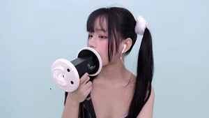 晓美 🥰晓美 Xiao Mei ASMR 舔耳口腔音喘息 舔耳朵 舔和吃 舔耳朵