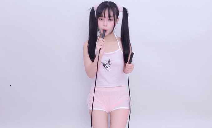 晓美 🥰晓美 Xiao Mei ASMR 舔耳口腔音喘息 舔耳朵 舔和吃 舔耳朵