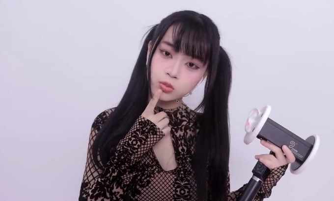 晓美 🥰晓美 Xiao Mei ASMR 舔耳口腔音喘息 舔耳朵 舔和吃 舔耳朵