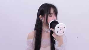 晓美 🥰晓美 Xiao Mei ASMR 舔耳口腔音喘息 舔耳朵 舔和吃 舔耳朵