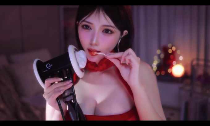 姬小雨 舔棒棒糖ASMR舔耳助眠