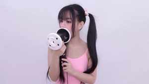 晓美 🥰晓美 Xiao Mei ASMR 舔耳口腔音喘息 舔耳朵 舔和吃 舔耳朵
