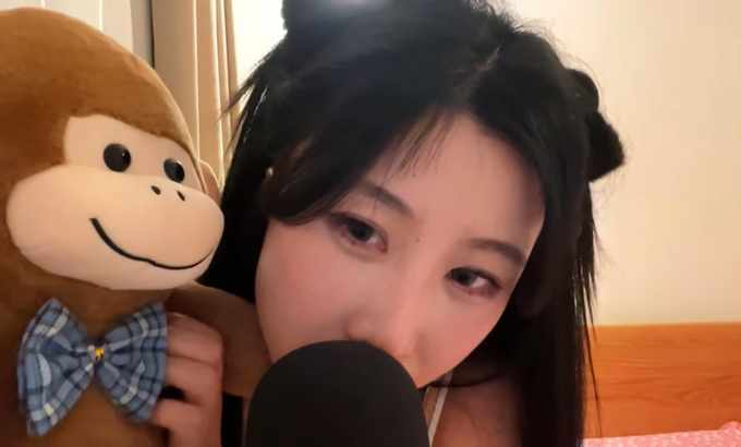 Enzao asmr 玩偶助眠，抓挠和口腔音