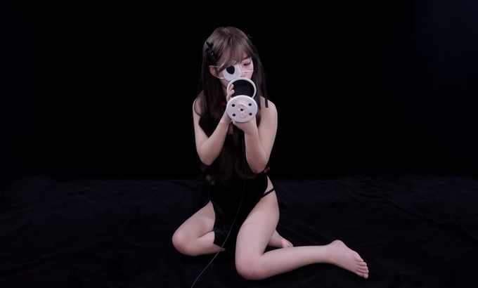 晓美 🥰晓美 Xiao Mei ASMR 舔耳口腔音喘息 舔耳朵 舔和吃 舔耳朵