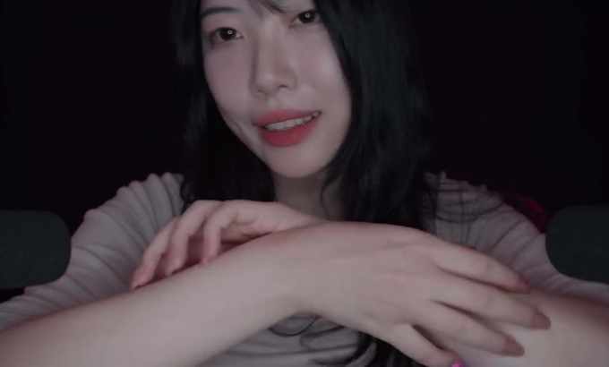 DOOBOO ASMR手势和手势