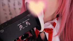 呆呆娜不呆 ASMR.99％失眠患者必看口腔音助眠之吃掉耳朵上的奶油 助眠 解压 声控哄睡 asmr