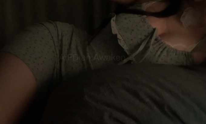 窃听 女友哄睡助眠ASMR舔耳福利资源
