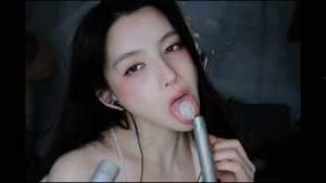 大艺术嘉carrie ASMR 吃棒棒糖 口腔音