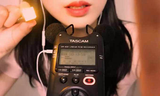 wooyeon 우연 ASMR ✨令人兴奋的光触发器🕯️💛 继续关注我💛