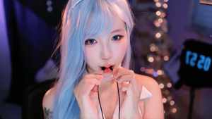 妮有柿 ASMR 妮有柿 R E STUDIO 一口含住 吃掉你的耳朵