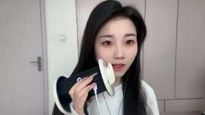 白桃子 ASMR 舔耳朵 舔和吃 舔耳朵 舔耳口腔音喘息弹舌