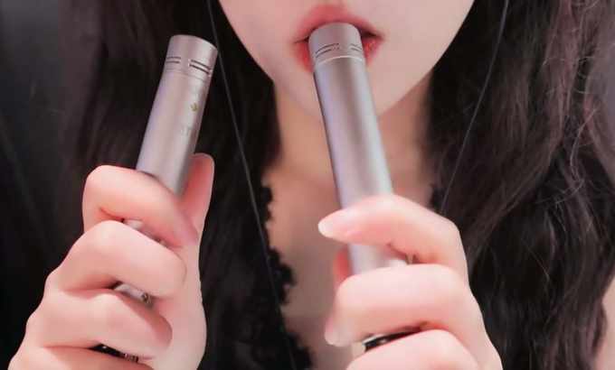 呆呆娜不呆 ASMR.硅胶耳朵酸奶音和刮舌苔和新麦口腔音测试 解压 声控哄睡 戴耳机效果更佳 asmr 极度舒适