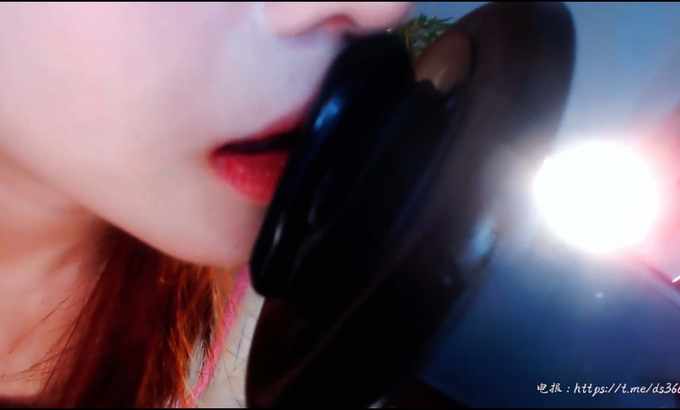 抱抱er 前所未有的近距离特写口腔音助眠 ASMR