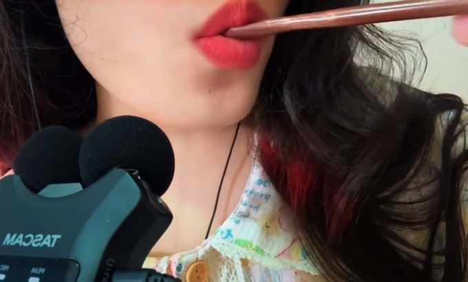 ASMR 口腔音 闭上眼睛，深呼吸 | 让温柔的声音融化你的压力🌌💤