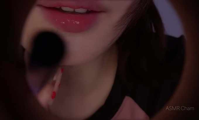 Cham ASMR 深度睡眠个人关注（皮肤护理、催眠触发、面部触摸）